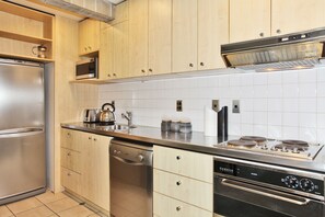 아파트, 퀸사이즈침대 1개 및 소파베드 | 전용 주방 | 대용량 냉장고, 전자레인지, 오븐, 쿡탑