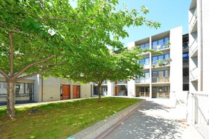Property grounds - Central City Vibe (Christchurch)