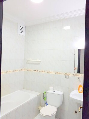 Apartment | Badezimmer