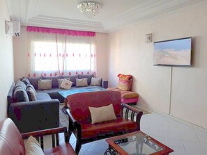 Apartment | Living area | LED TV