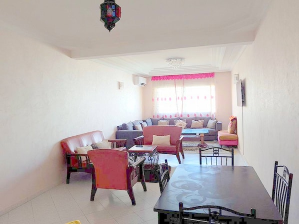 Apartment | Living area | LED TV
