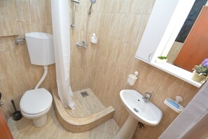 Studio | Bathroom - Apartments Risan Center (Risan)