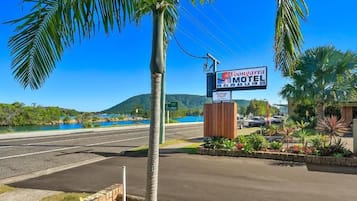 Entrada de la propiedad