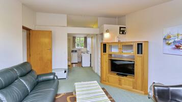 Standard 1 Bedroom Unit | Living area