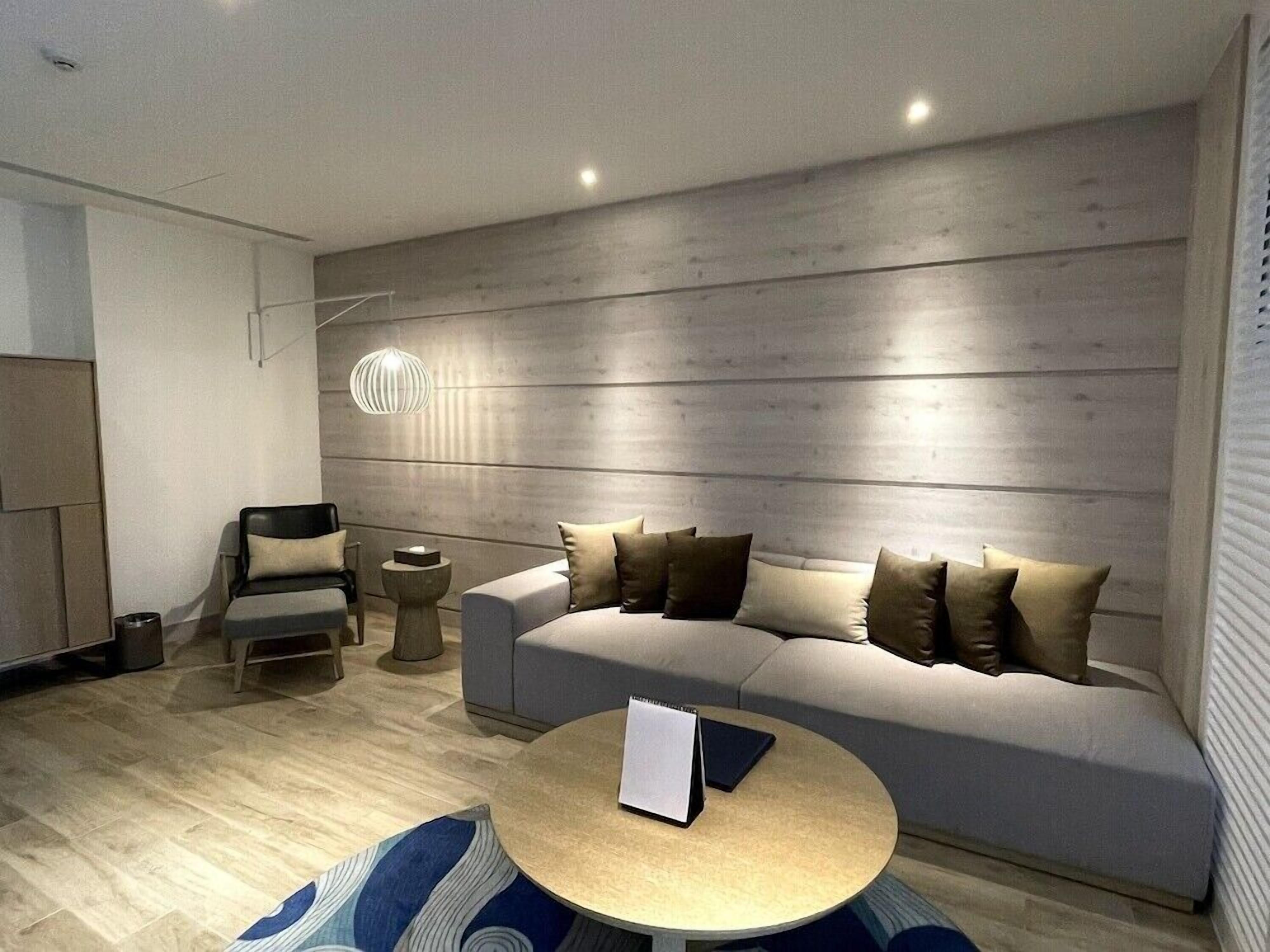 50-inch lcd tv with digital channels, tv