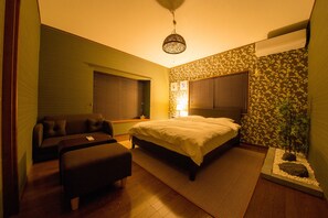5 bedrooms, iron/ironing board, free WiFi, bed sheets - Hiroshima Danbara Guesthouse by EXseed (Hiroshima)