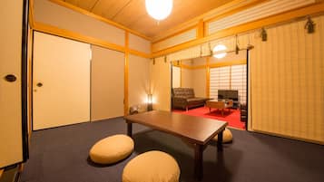 Japanese Style Townhouse | 5 bedrooms, iron/ironing board, free WiFi, bed sheets