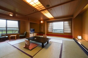 Run of House | In-room safe, desk, free WiFi, bed sheets - Shintomi-tei (Matsushima)