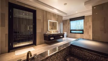 Superior Double Room (Check-in After 21:00) | Bathroom | Separate tub and shower, deep soaking tub, designer toiletries
