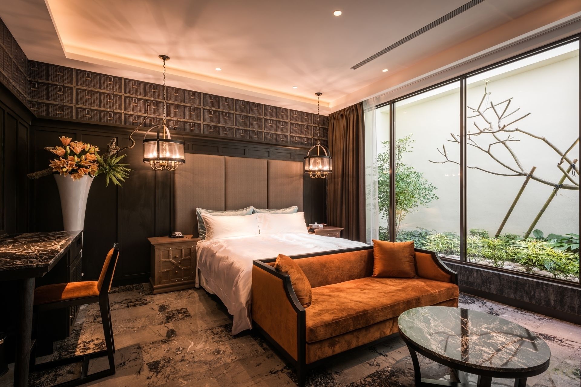 down duvets, free minibar, desk, blackout curtains