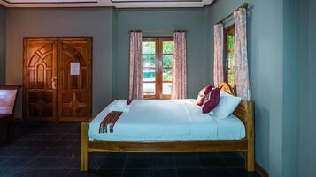 Bungalow | Free WiFi, bed sheets