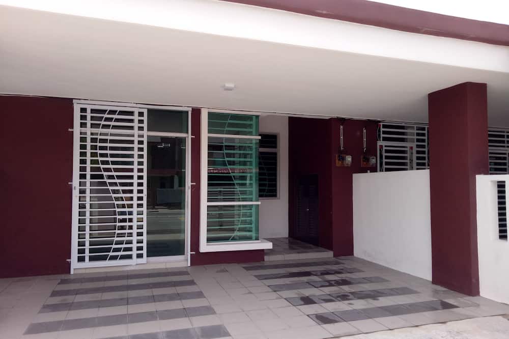 Khalish Homestay