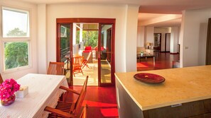 Familie appartement | Dineerruimte