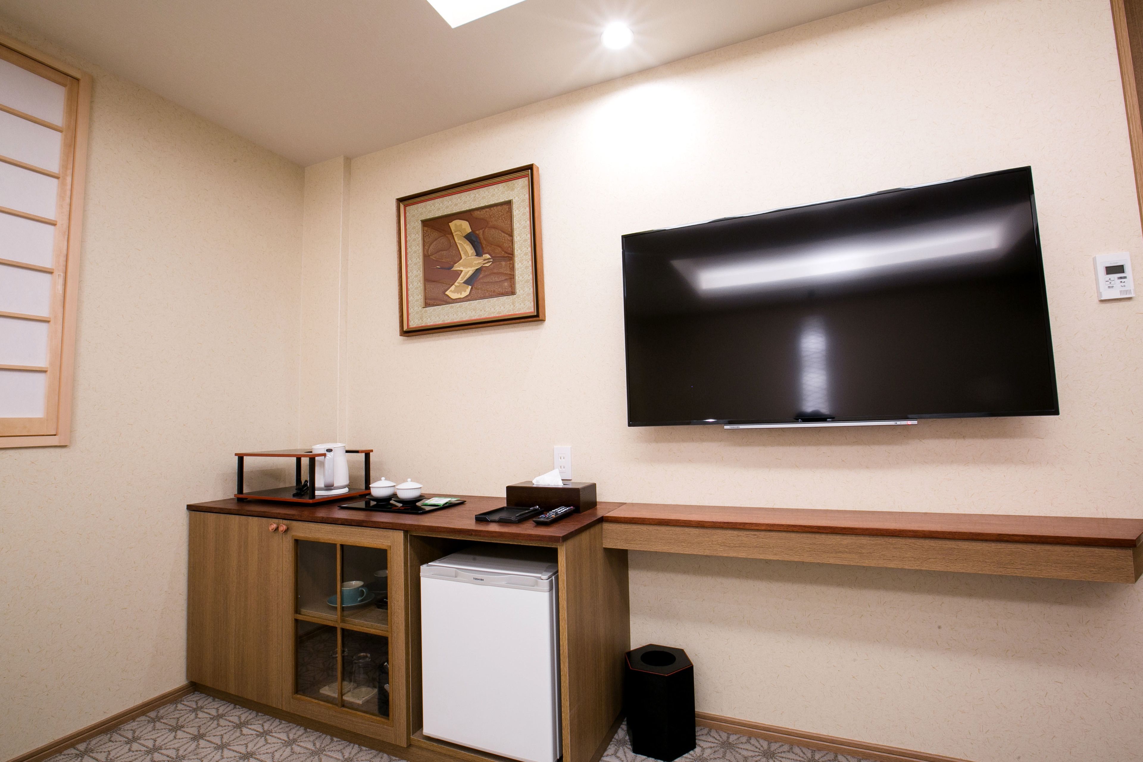 junior suite room | 1 bedroom, premium bedding, down duvets, pillow-top beds