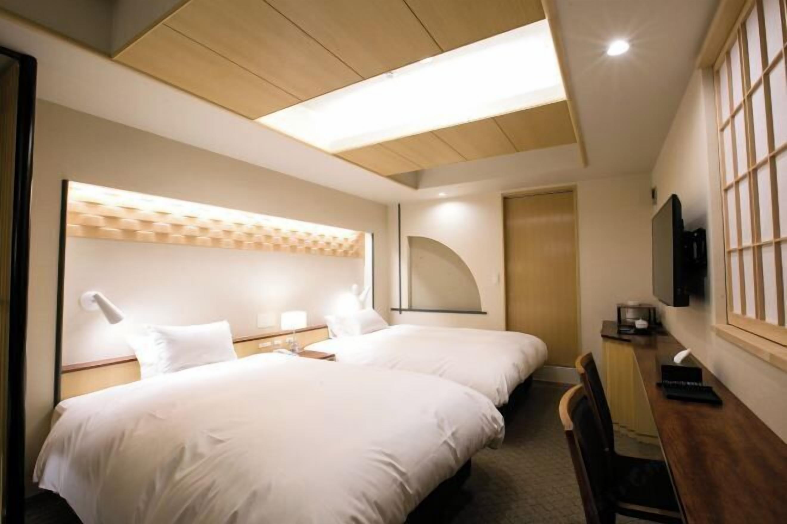 Premium bedding, down comforters, pillowtop beds, individually decorated