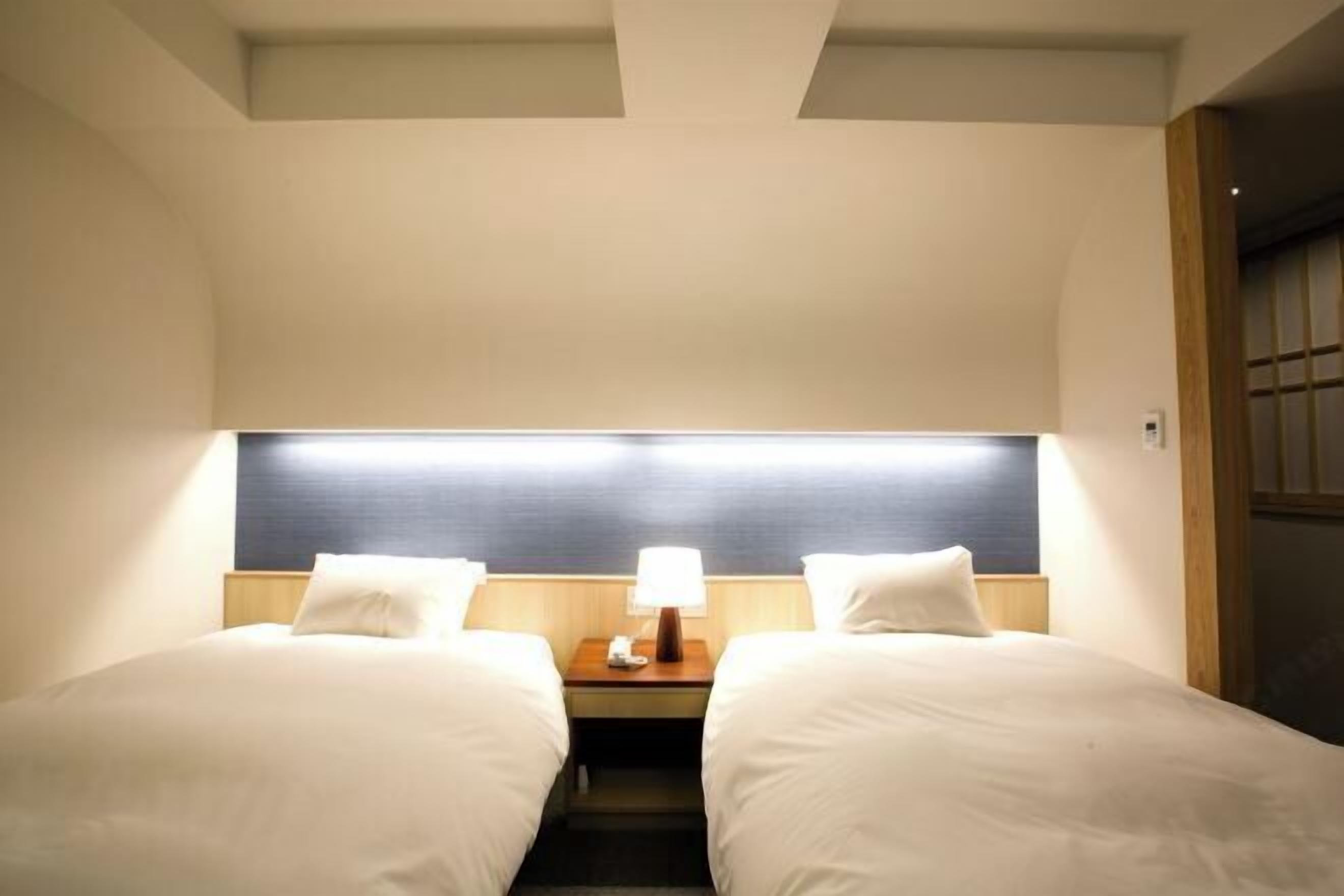 Premium bedding, down comforters, pillowtop beds, individually decorated