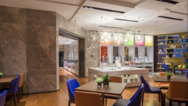 Breakfast area