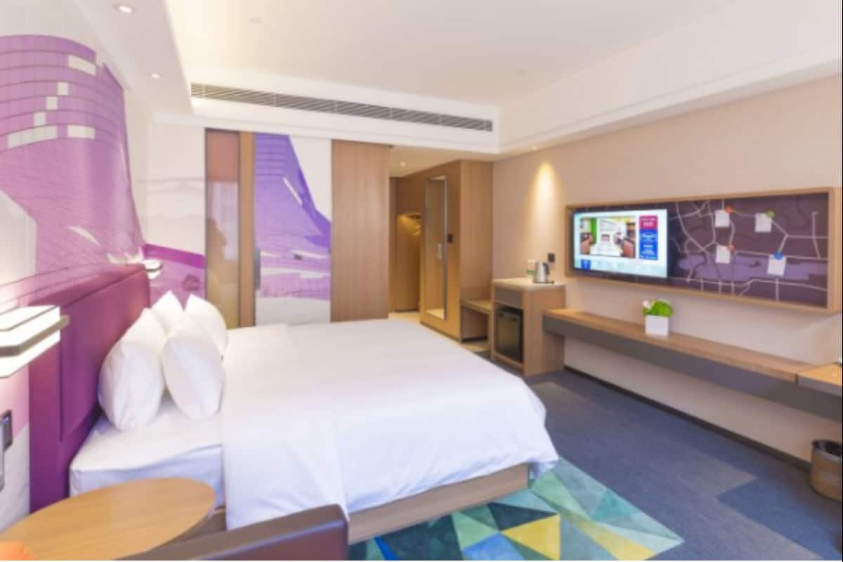 Habitación doble superior | Minibar, escritorio, cortinas opacas y tabla de planchar con plancha