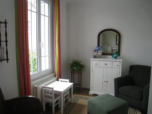 Interior - NORMAN HOUSE IN JUNO BEACH (Bernières-Sur-Mer)