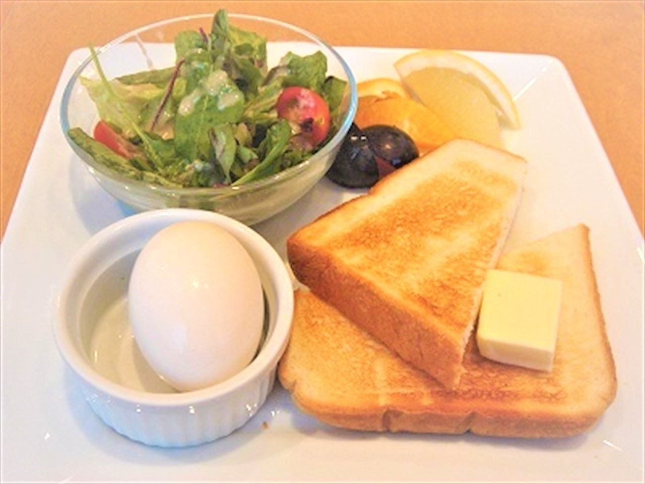 Se ofrece un desayuno a la carta (500 JPY por persona)