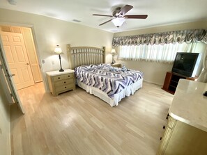 3 bedrooms, iron/ironing board, free WiFi, bed sheets