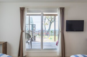 Casa (TEA TREES 2) | 1 quarto, edredons de pluma, ferros/tábuas de passar roupa