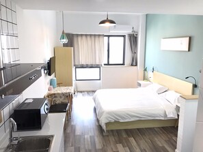 Standard-Doppelzimmer | Schreibtisch, kostenloses WLAN