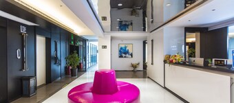 Niuguanjia Modern Guest House