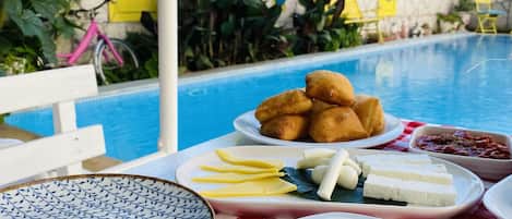 Frokostbuffé er inkludert hver dag