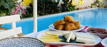 Sarı Köşk Butik Hotel