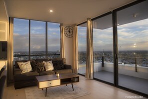 Merivale St 22705 - Designer 2 Bedroom Apartment with Large Balcony | Living area - Homely Apartment in South Brisbane (South Brisbane)