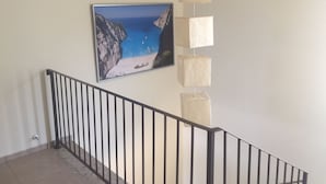 Villa, 3 Schlafzimmer, eigener Pool | Wohnbereich | Flachbildfernseher