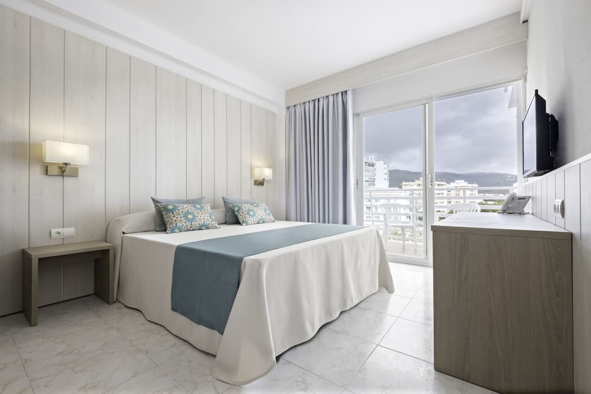 1 chambre, bureau, Wi-Fi gratuit, draps fournis