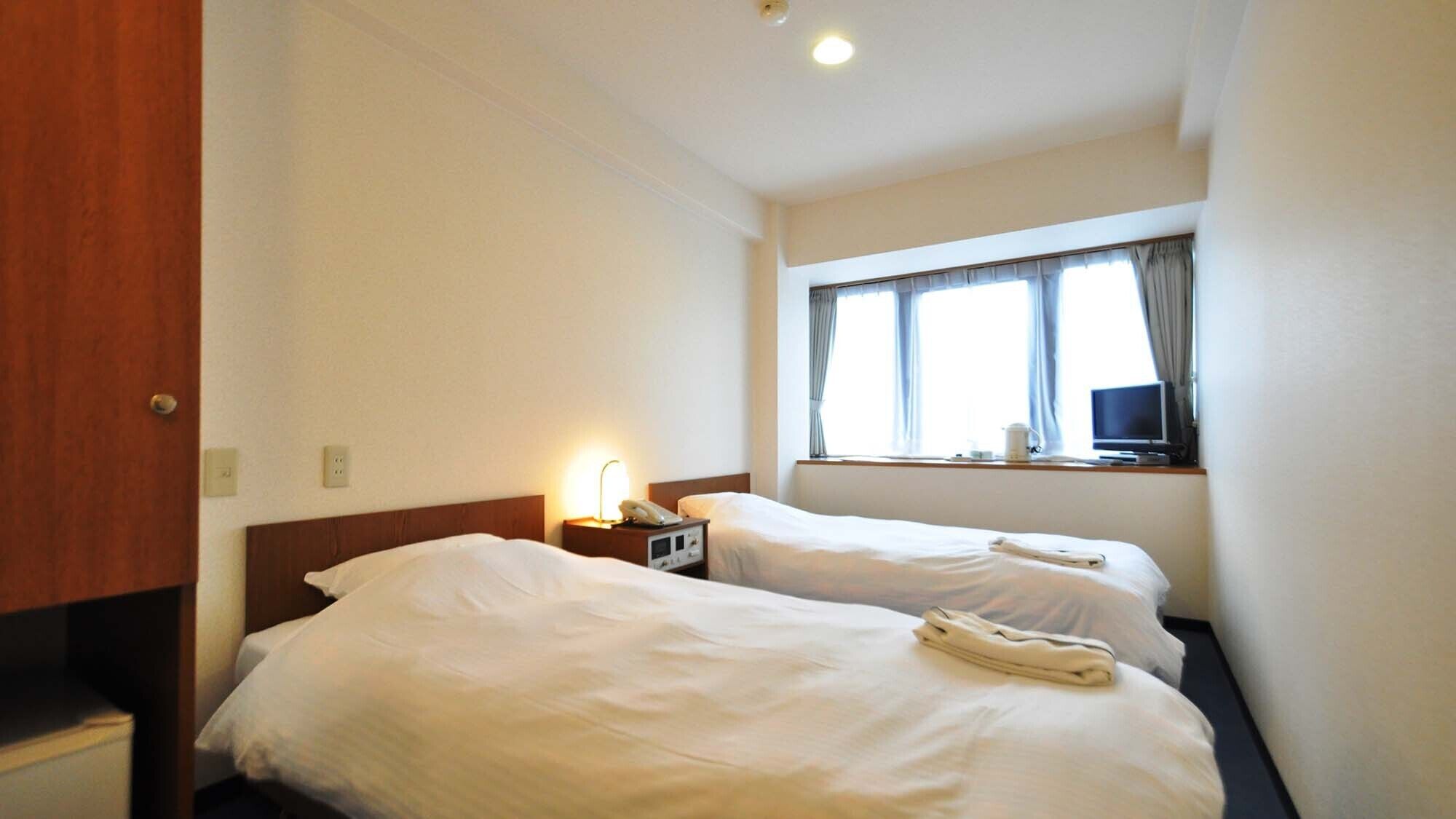 熨斗/熨板、免费 WiFi、床单