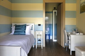 Standard Single Room | 1 bedroom, minibar, desk, free WiFi