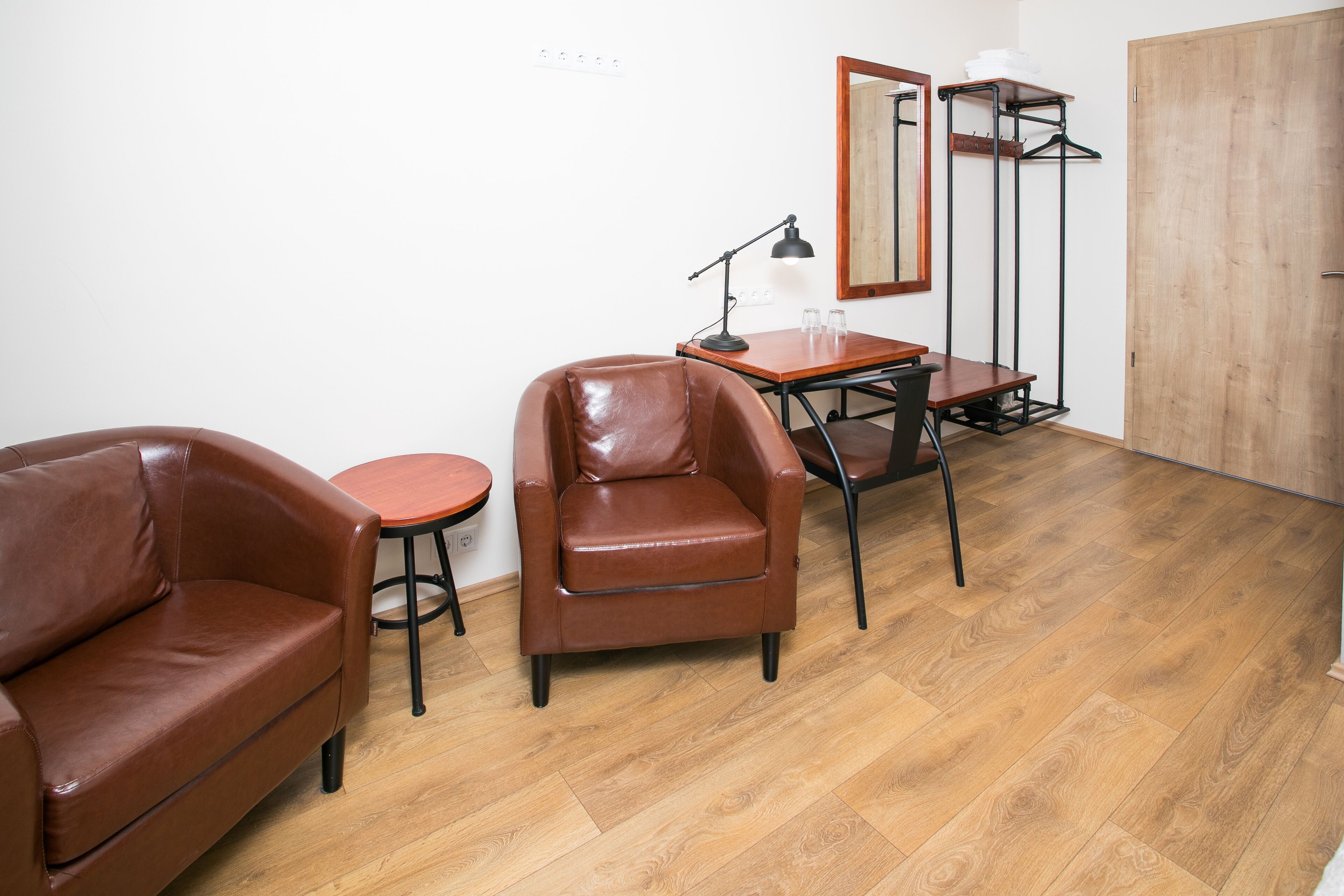 comfort double or twin room, patio | 1 bedroom, desk, free wifi, bed sheets