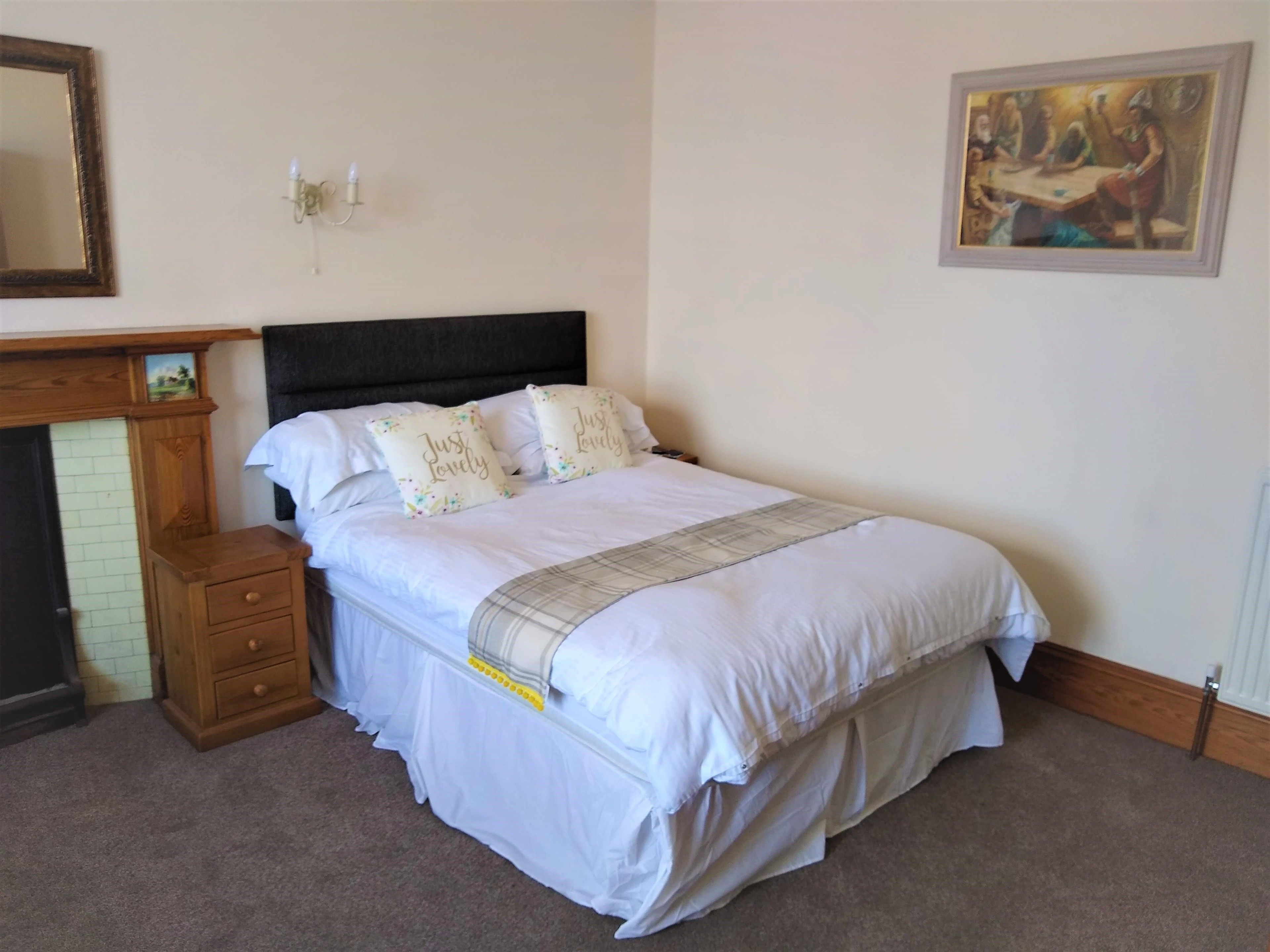 family room, ensuite, ocean view | 1 bedroom, premium bedding, laptop workspace, iron/ironing board