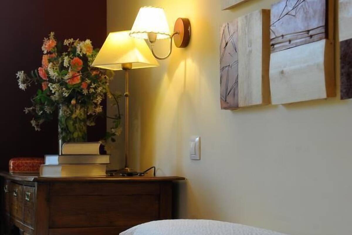 Double Room | Desk, soundproofing, WiFi (free), bed sheets