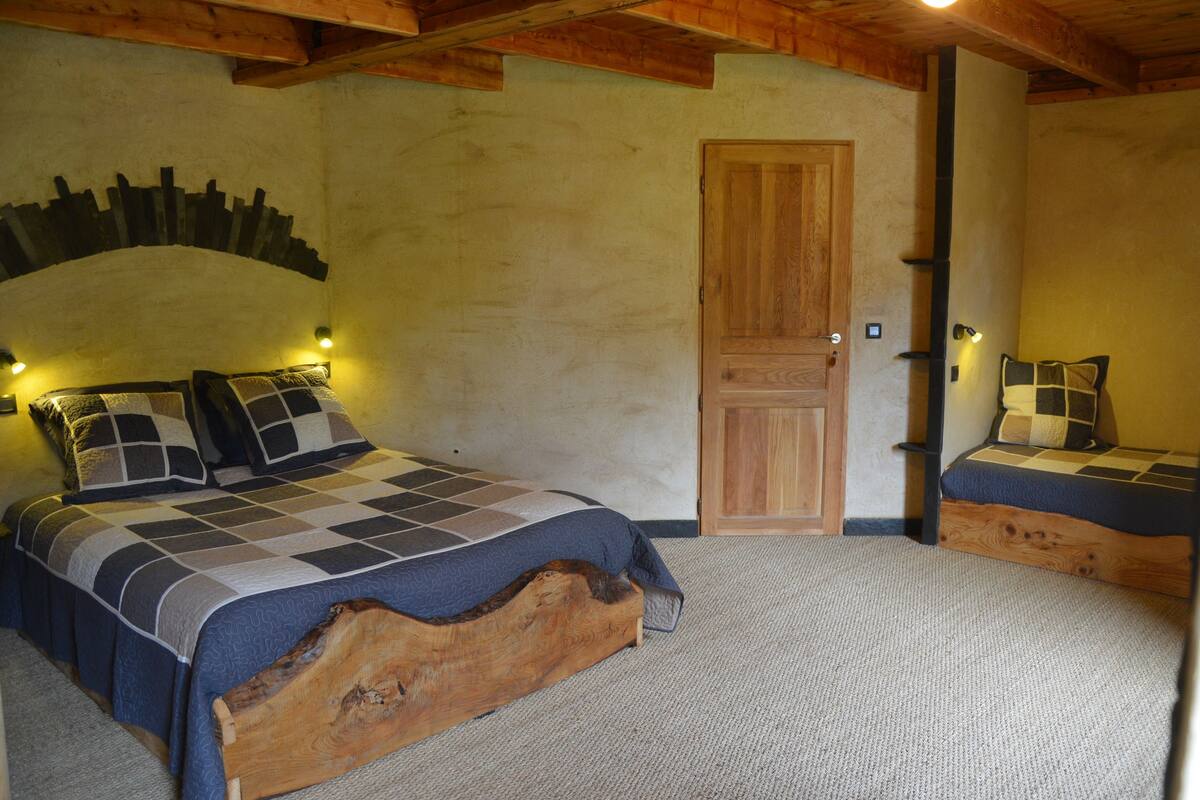 Dreibettzimmer (Lauziere)