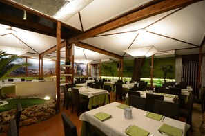 Restaurant - Hotel Porta Rosa (Ascea)