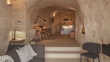 Suite Deluxe(Grotta) | Minibar, caja fuerte, sistema de insonorización y wifi gratis