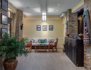 Zona de estar del vestíbulo