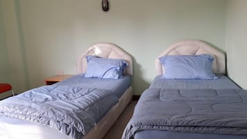 Standard Twin Room | Free WiFi