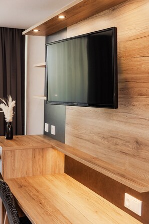 Comfort Double Room | Desk, free WiFi