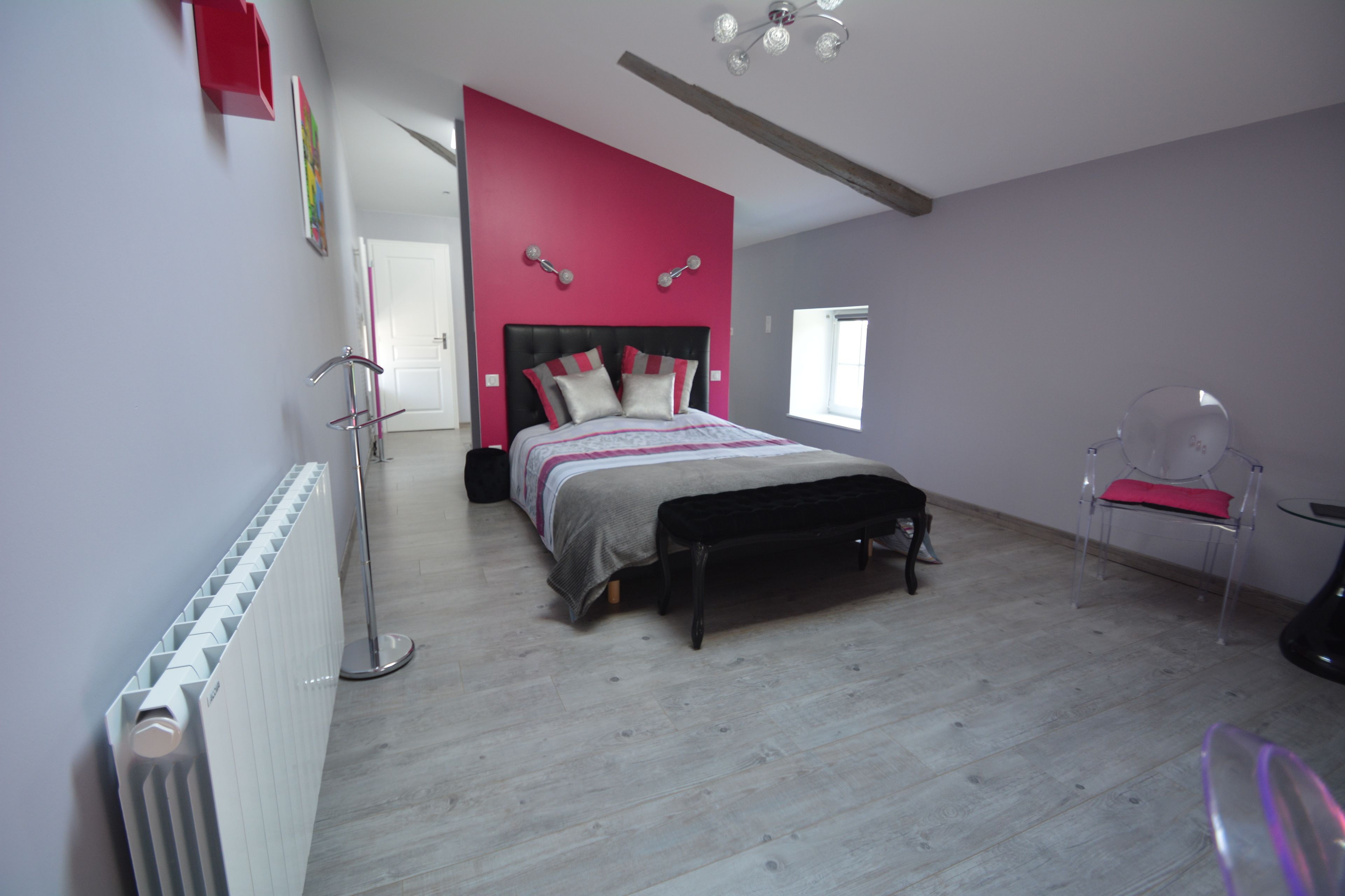 So-Design | 高档床上用品、特色装修、特色家居、笔记本电脑工作区