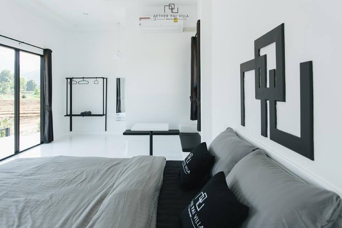 Blackout curtains, rollaway beds, free WiFi