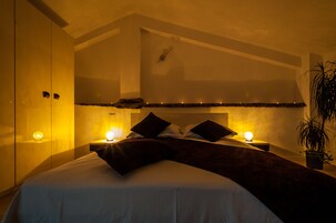 Appartement Duplex, vue mer | Coffres-forts dans les chambres, fer et planche à repasser