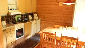 Chalet, 2 chambres, sauna | Cuisine privée