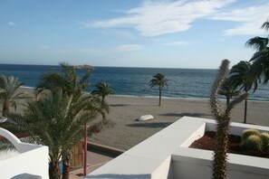 Suite, terrasse, vue sur la mer | Vue de la chambre