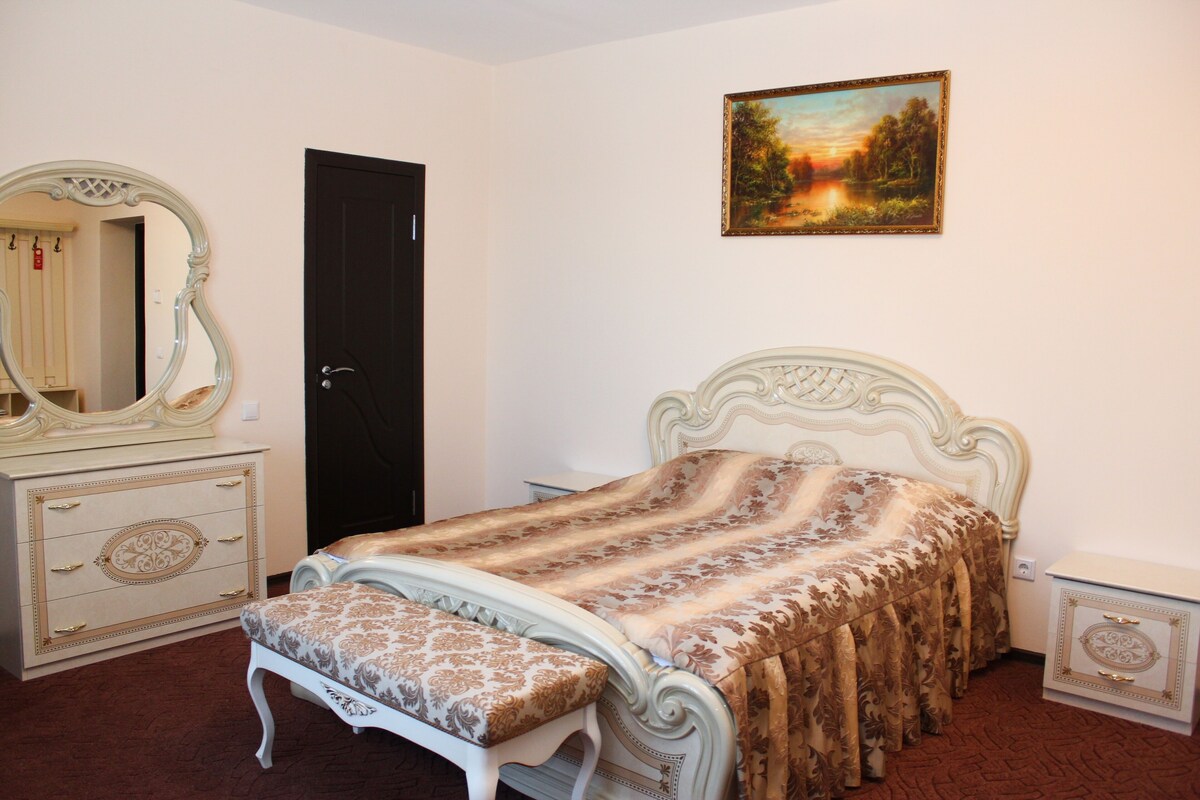 주니어 스위트 | 객실 내 금고, 다리미/다리미판, 무료 WiFi, 침대 시트